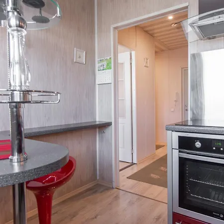 Apartment H13